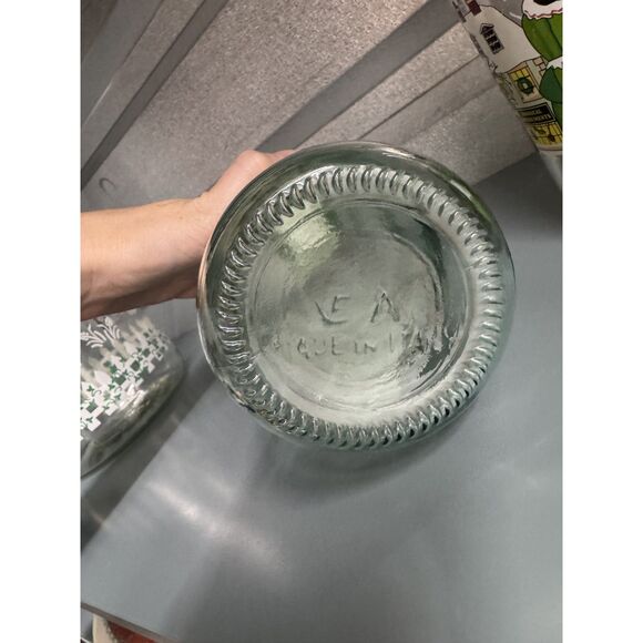 Vintage Cow Kitchen Lot – 4 Placemats, 2 Glass Milk Bottles, Large Jar w/ Lid - Picture 12 of 16